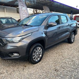 RAM 700 BIGHORN D/C año 2023